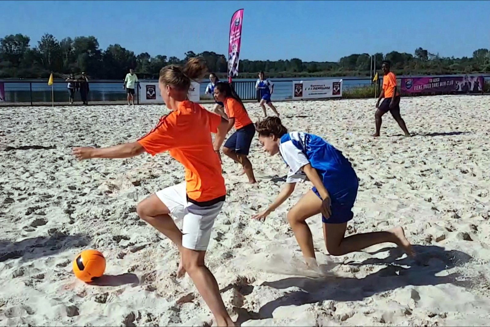 Un terrain de beach soccer permanent à disposition de tous Centre